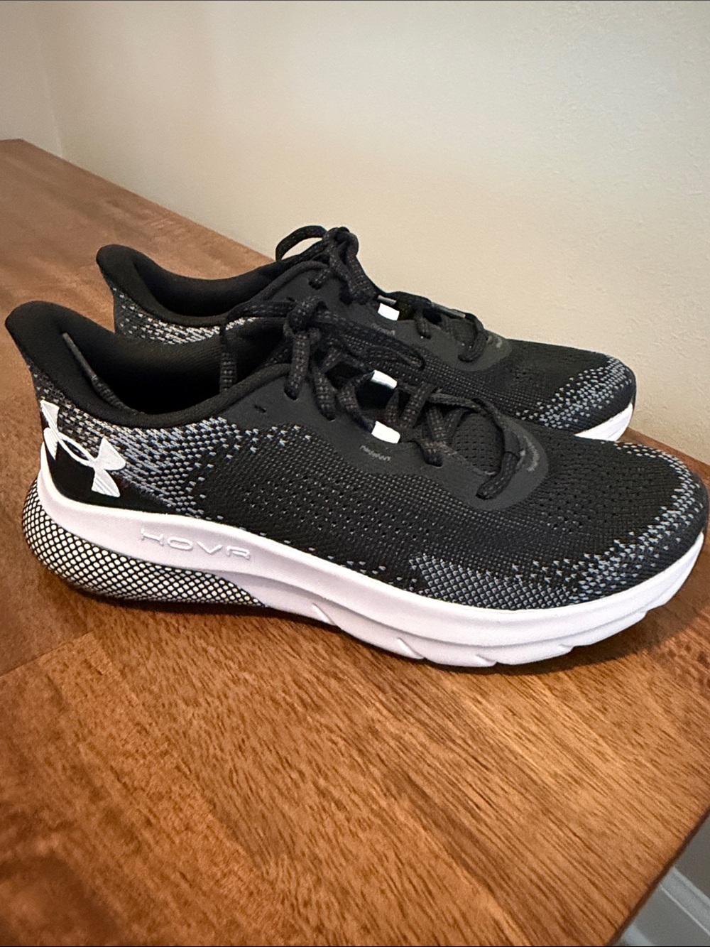 Under Armour Black & White HOVR Low-Profile Running Shoe - Picture 6 of 8